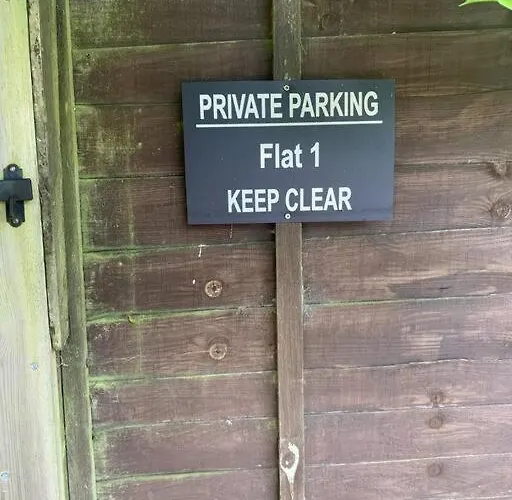 Stunning Arty In The Heart Of Clifton דירה בריסטול